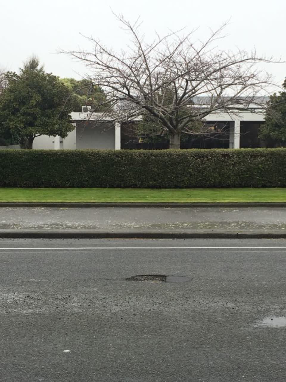 The photograph attached to this roading/streets report