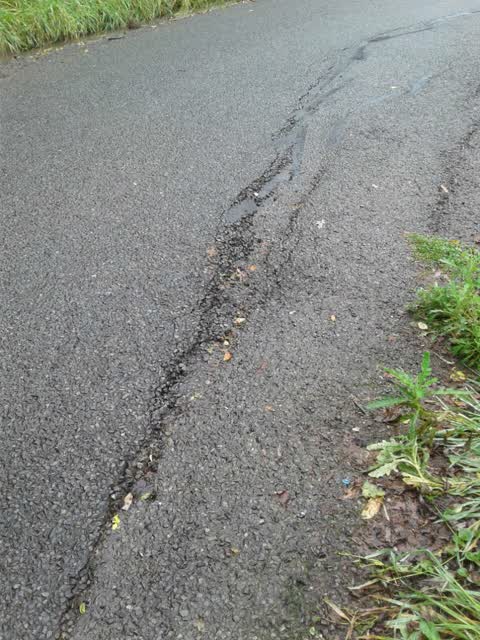 Roading/Streets, a report photo