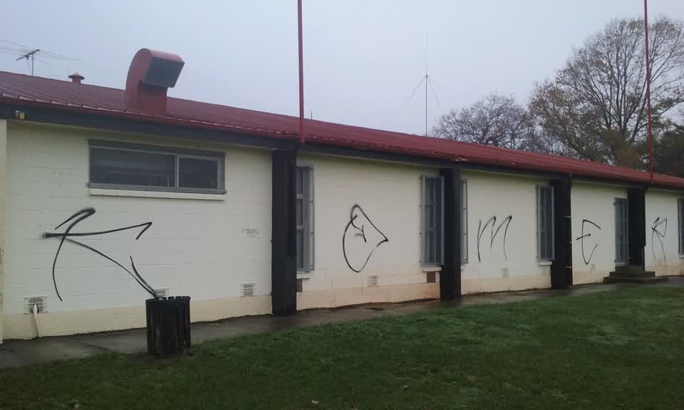 The photograph attached to this graffiti report