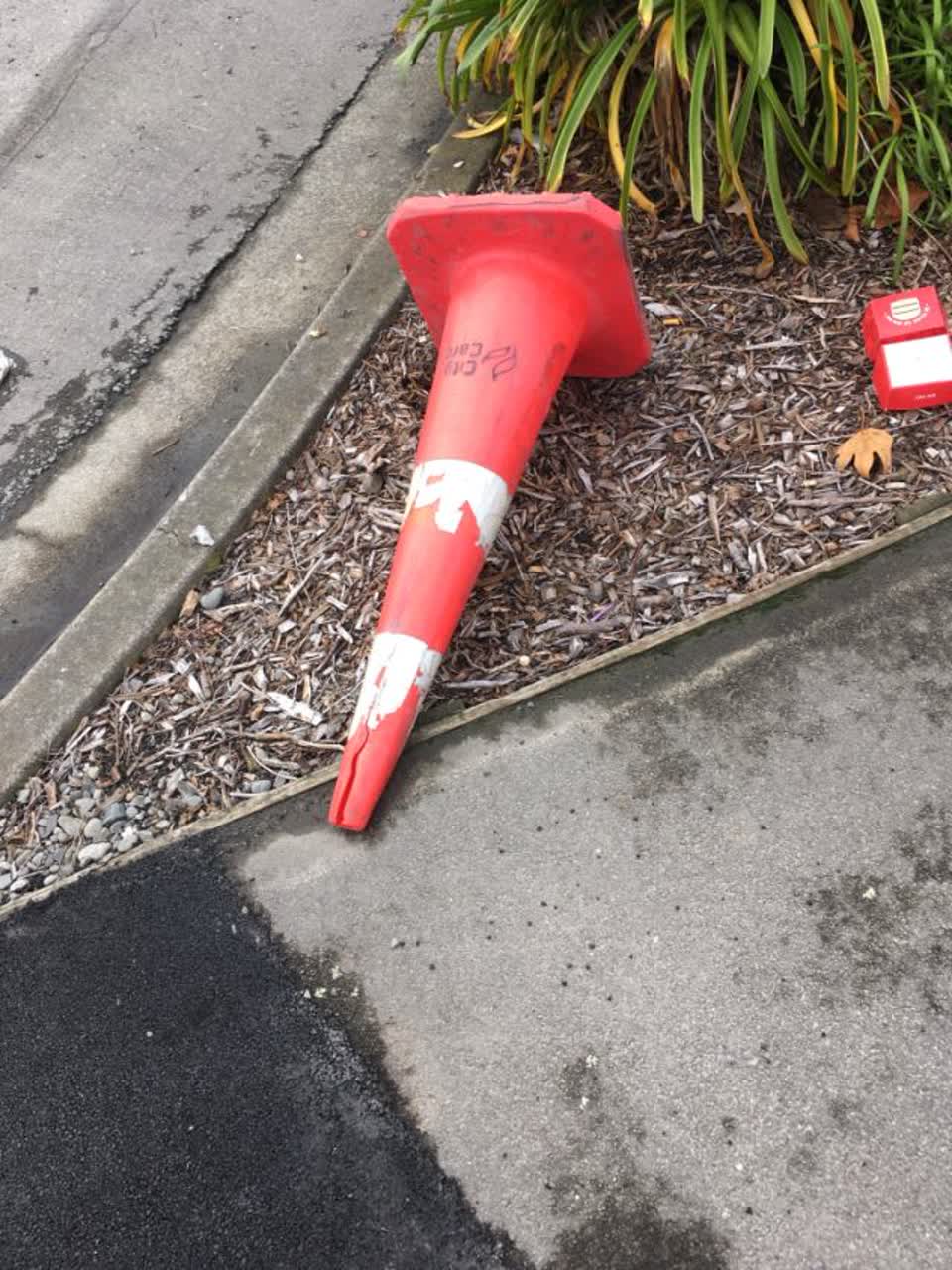 The photograph attached to this roading/streets report
