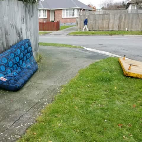 Rubbish/Recycling, a report photo