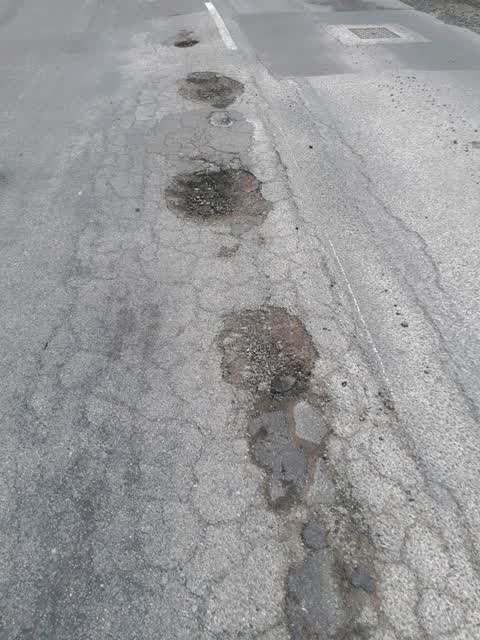 Roading/Streets, a report photo