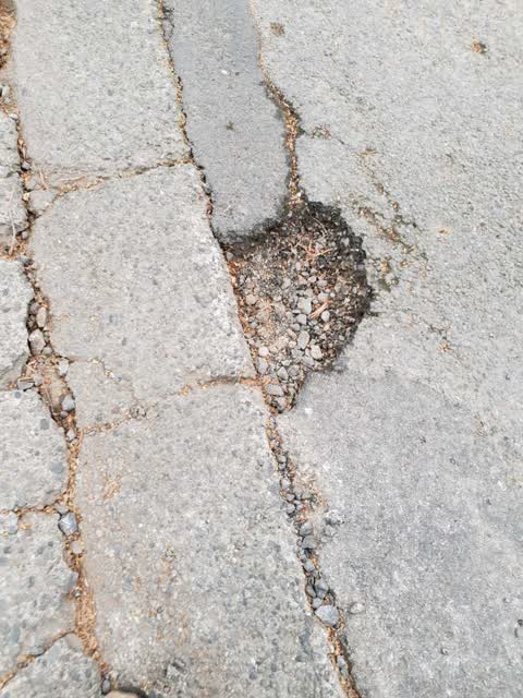 Roading/Streets, a report photo