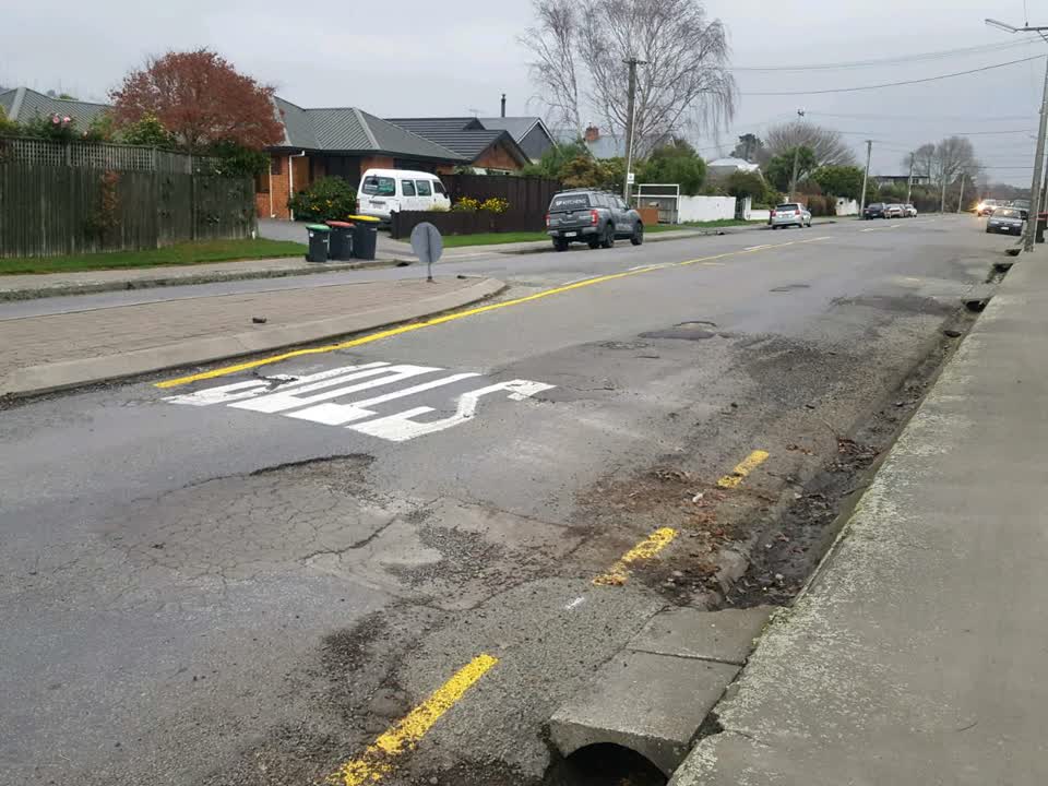 The photograph attached to this roading/streets report