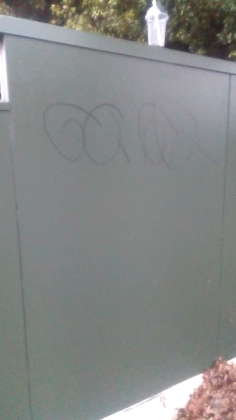 The photograph attached to this graffiti report