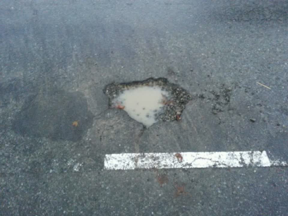 The photograph attached to this roading/streets report
