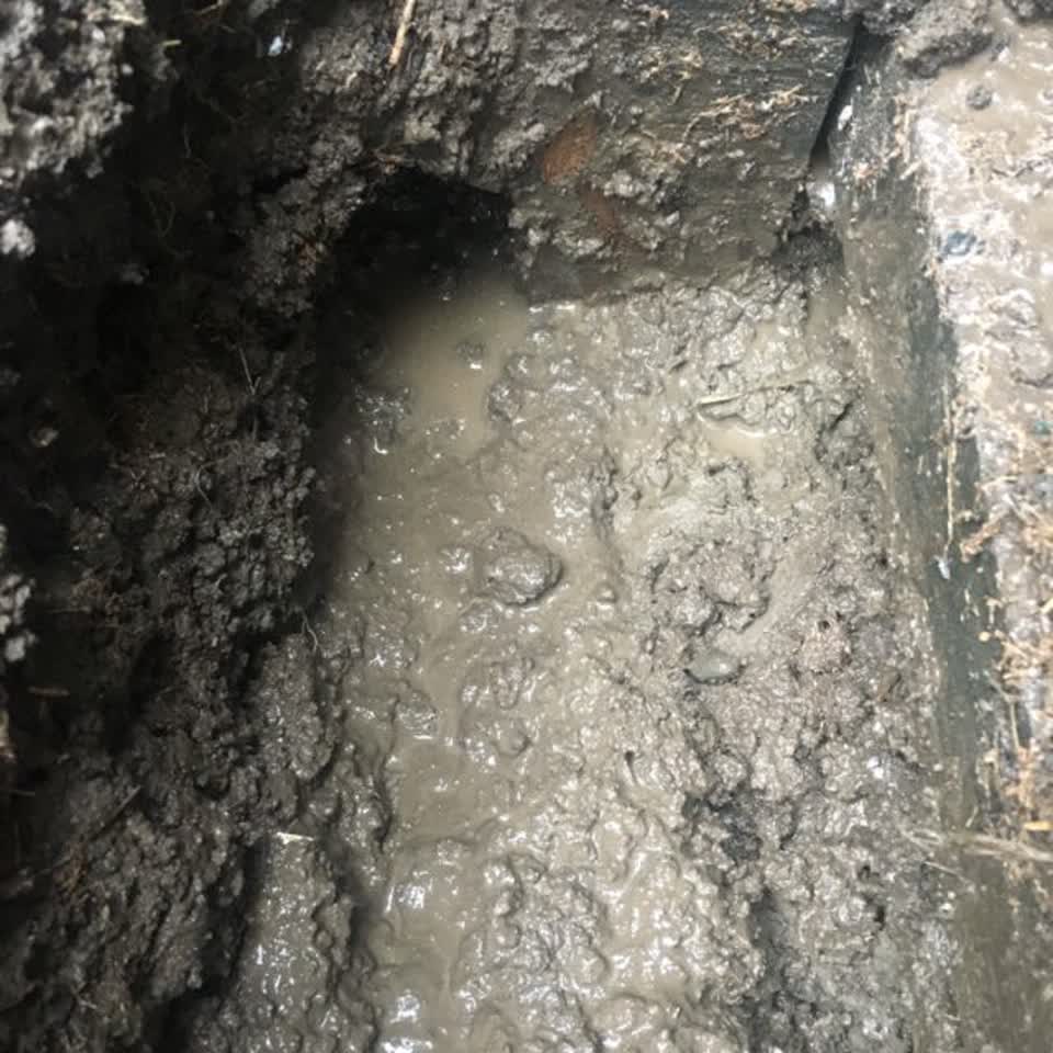 The photograph attached to this water supply report