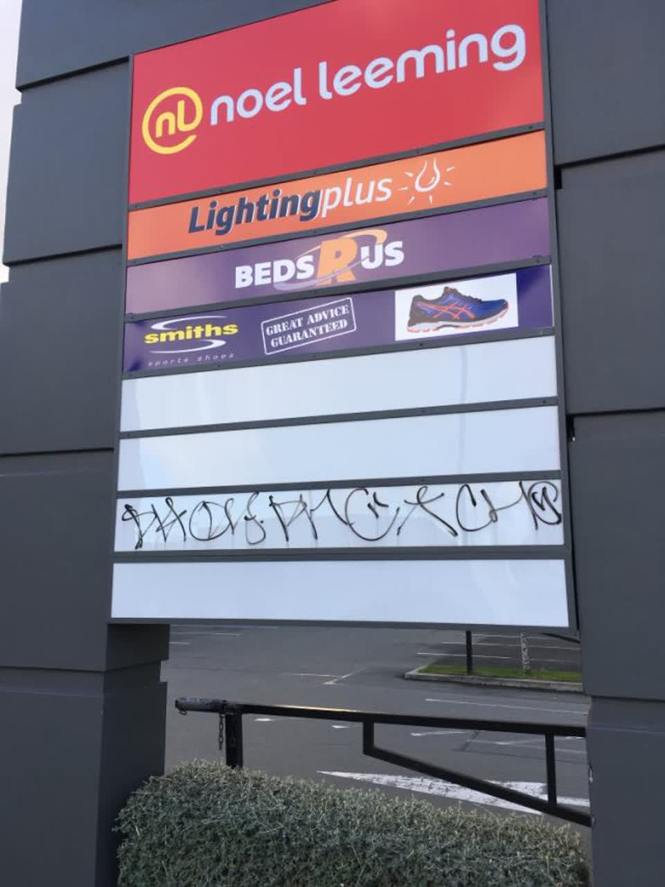 The photograph attached to this graffiti report