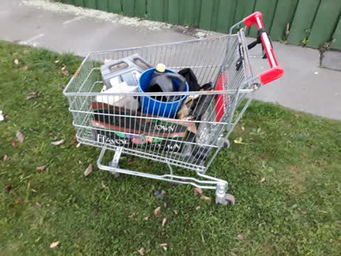 Rubbish/Recycling, a report photo