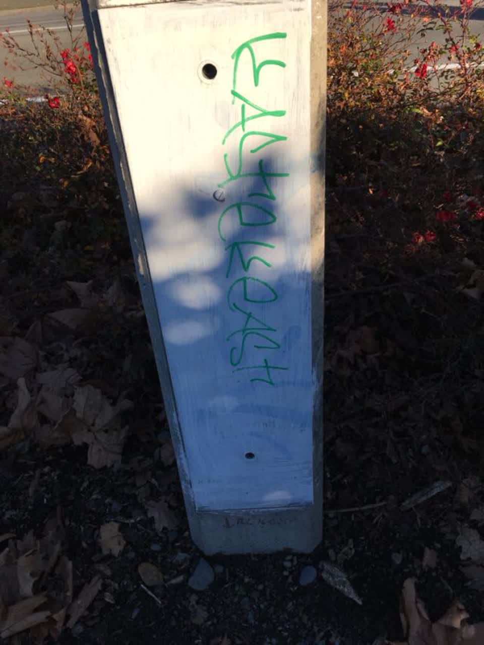 The photograph attached to this graffiti report