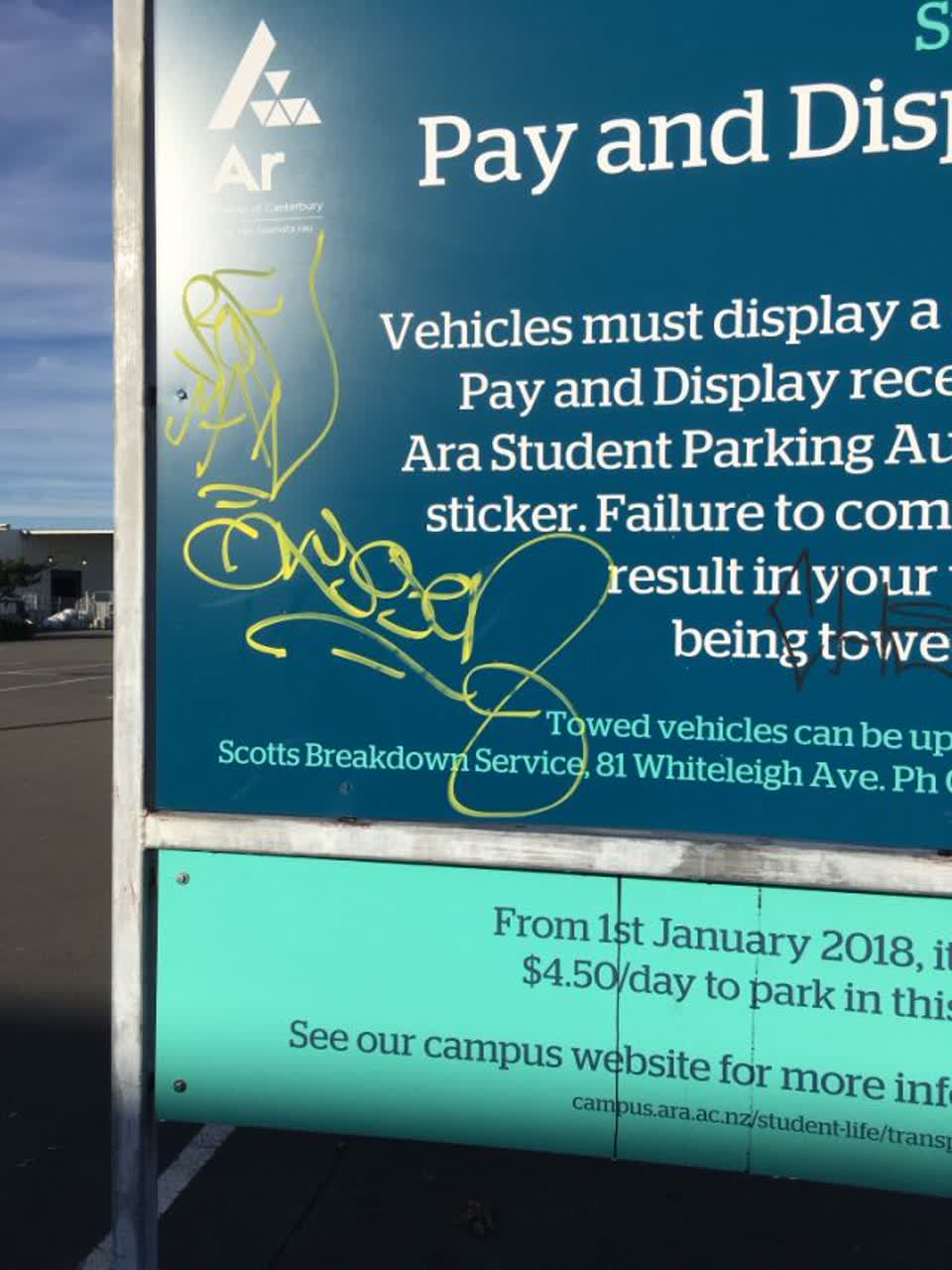 The photograph attached to this graffiti report