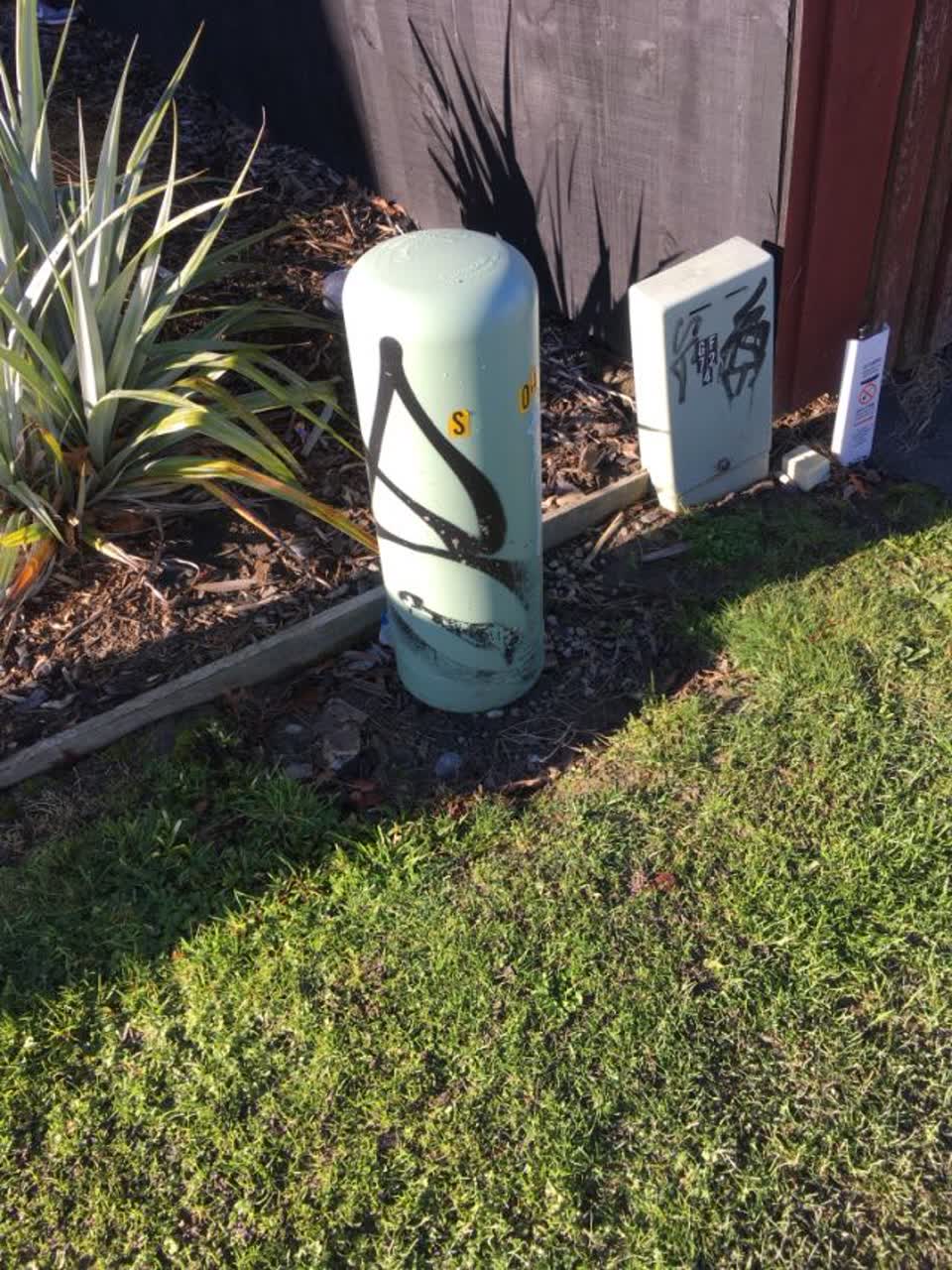The photograph attached to this graffiti report
