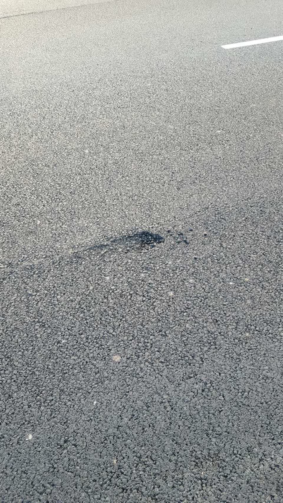 The photograph attached to this roading/streets report