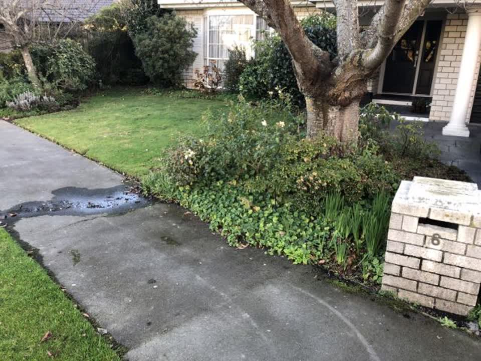 The photograph attached to this water supply report