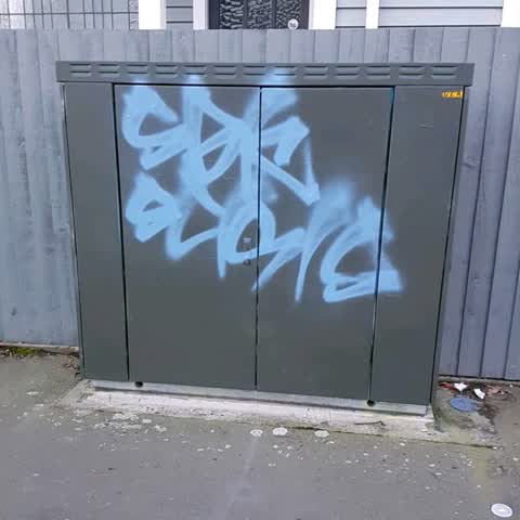 Graffiti, a report photo