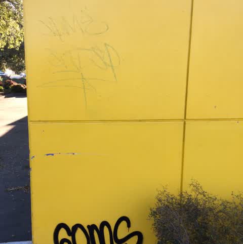 Graffiti, a report photo