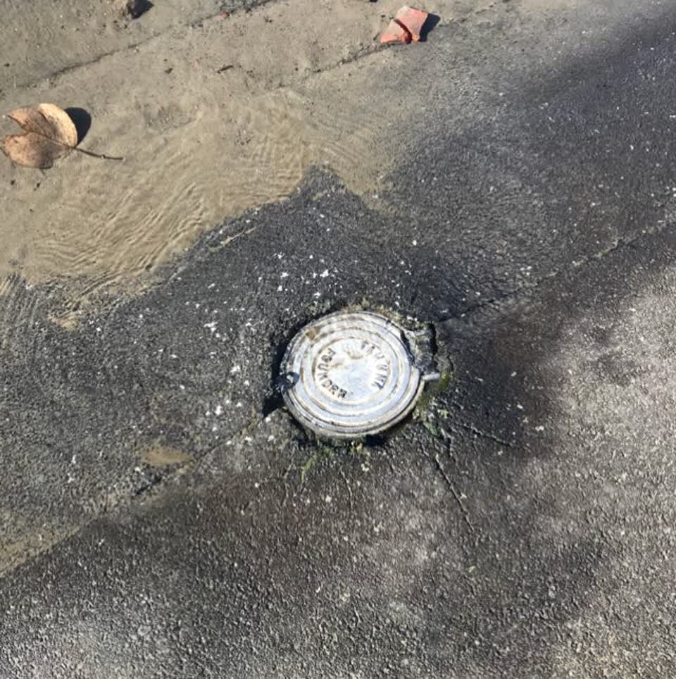 The photograph attached to this water supply report