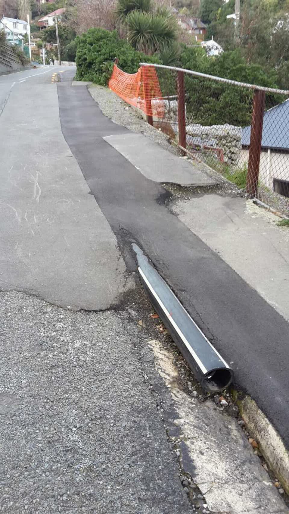 The photograph attached to this roading/streets report