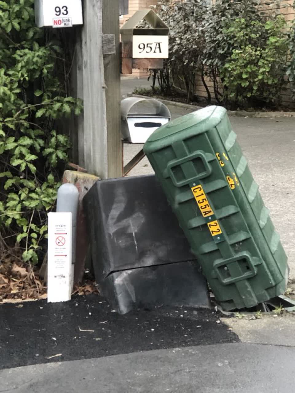 The photograph attached to this roading/streets report