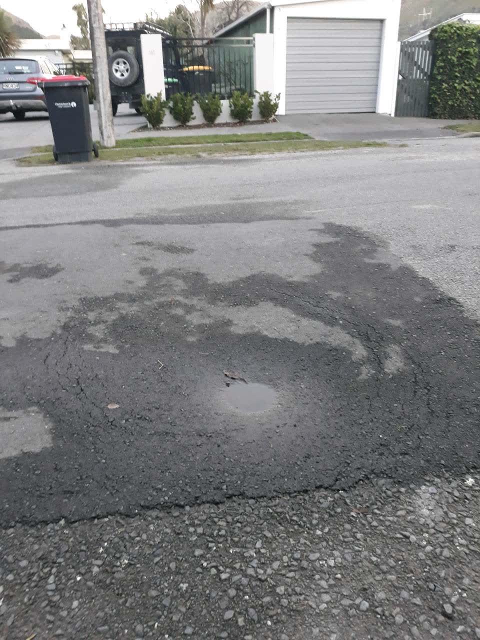 The photograph attached to this roading/streets report