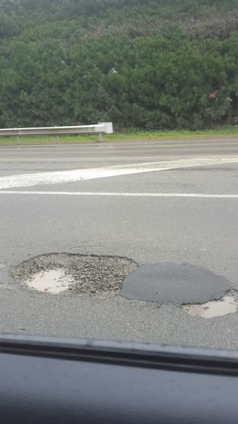 Roading/Streets, a report photo