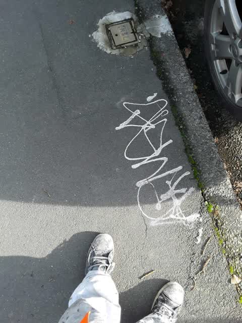 Graffiti, a report photo