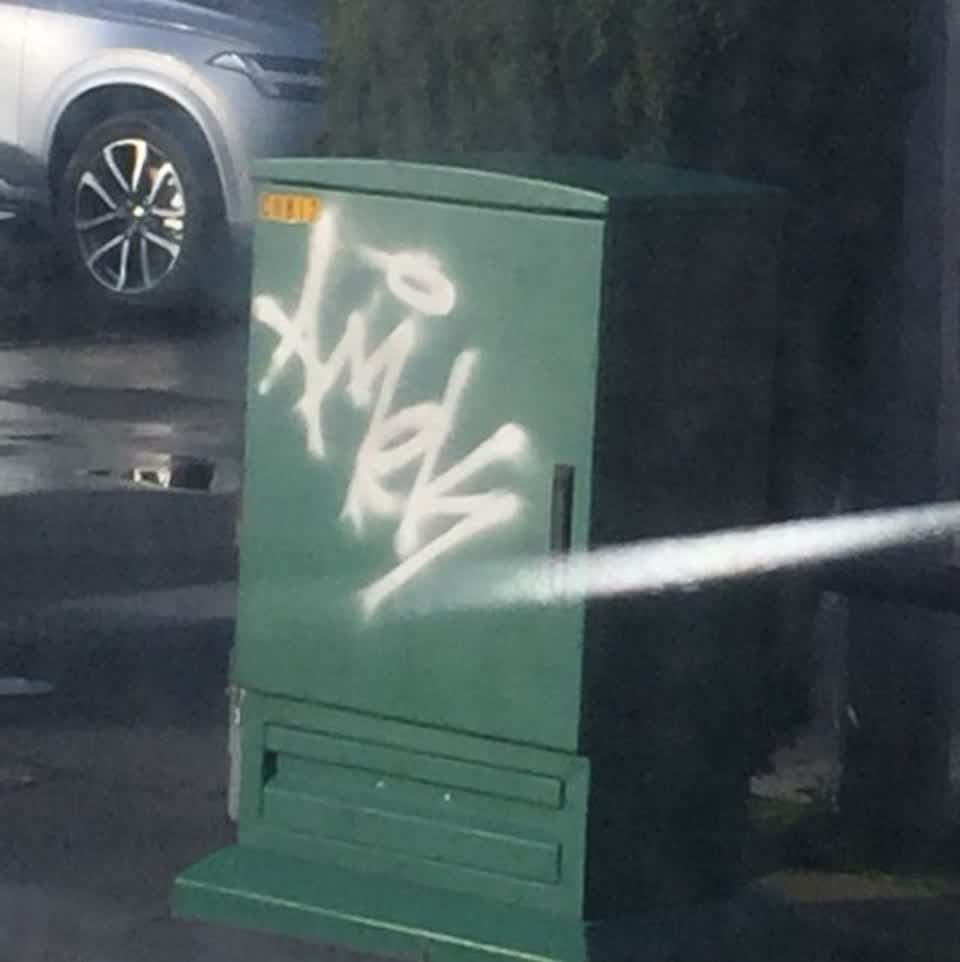 The photograph attached to this graffiti report