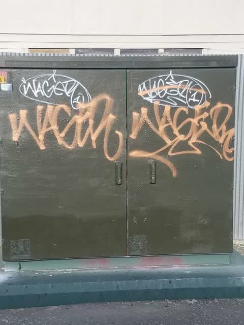 Graffiti — a report photo