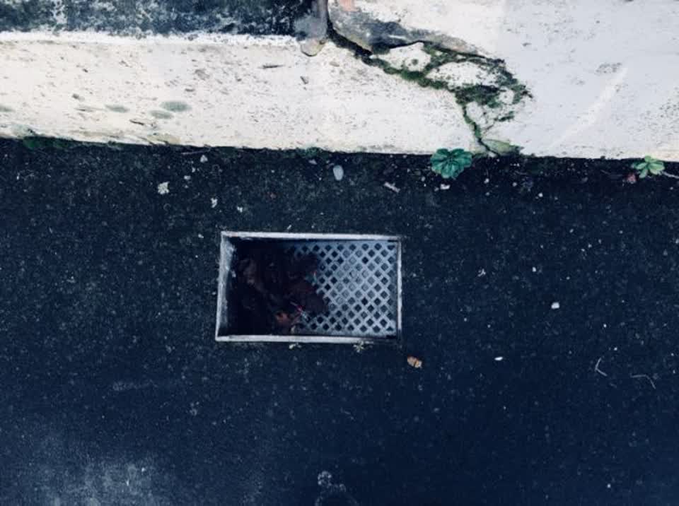 The photograph attached to this water supply report