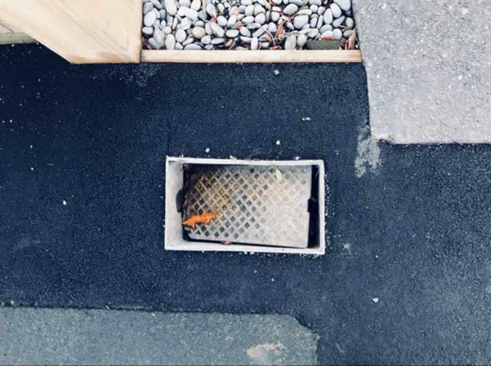 The photograph attached to this water supply report