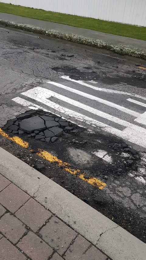 Roading/Streets, a report photo