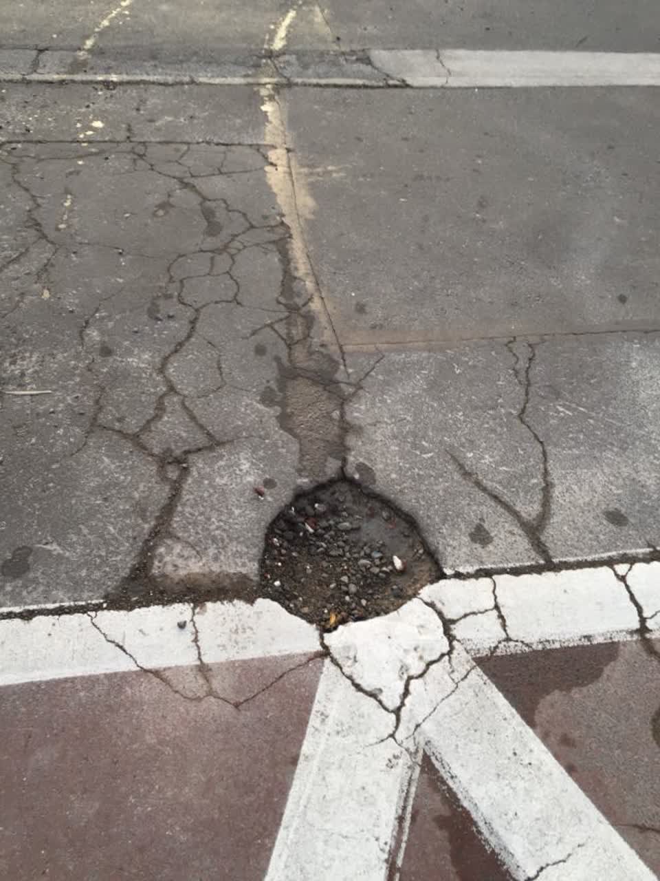 The photograph attached to this roading/streets report
