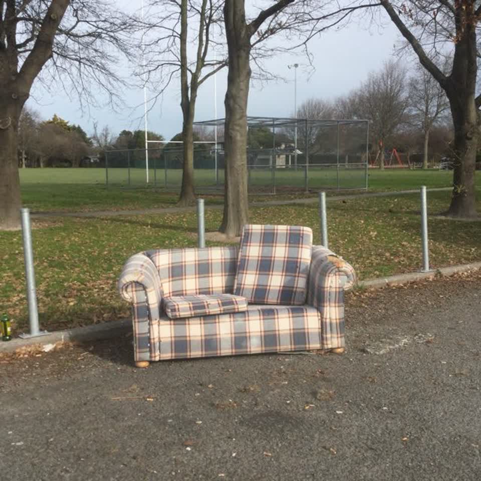 The photograph attached to this rubbish/recycling report
