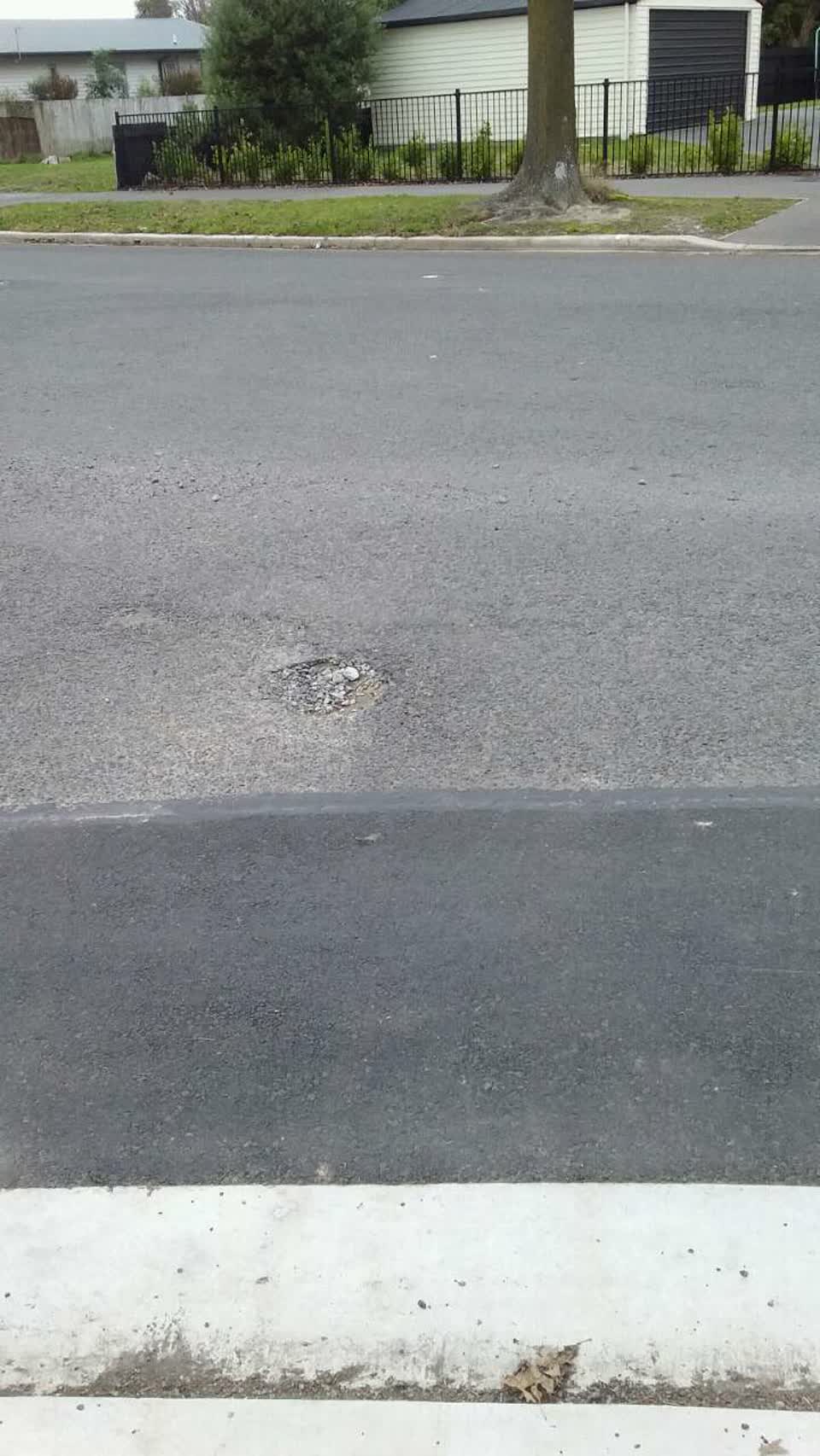The photograph attached to this roading/streets report