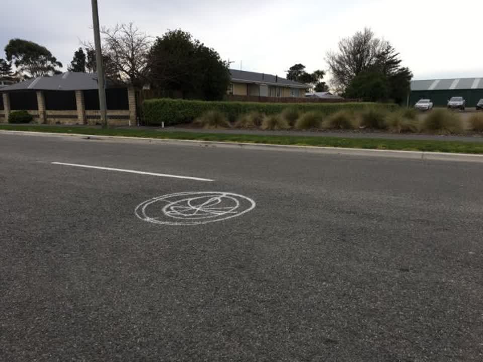 The photograph attached to this roading/streets report