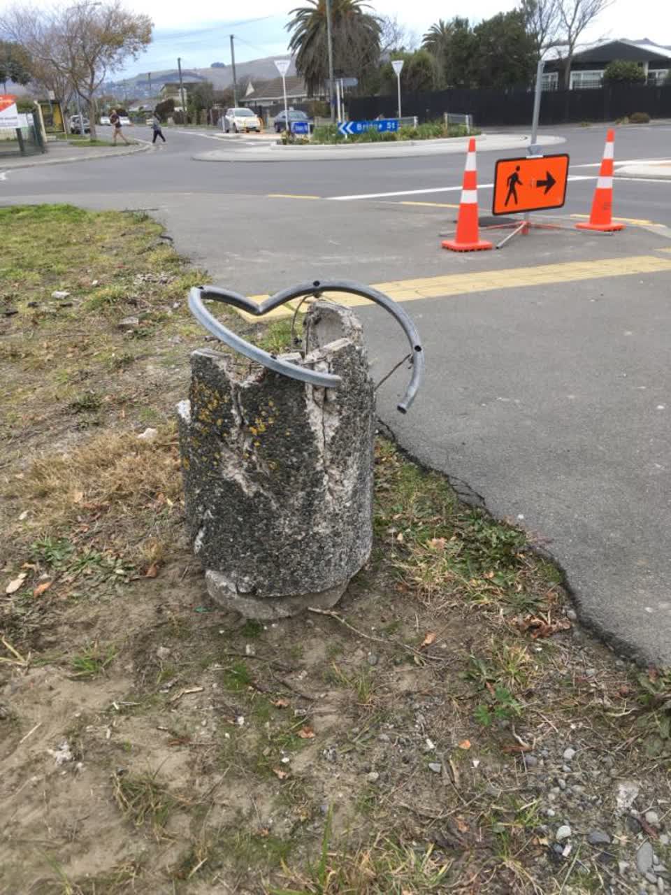 The photograph attached to this roading/streets report