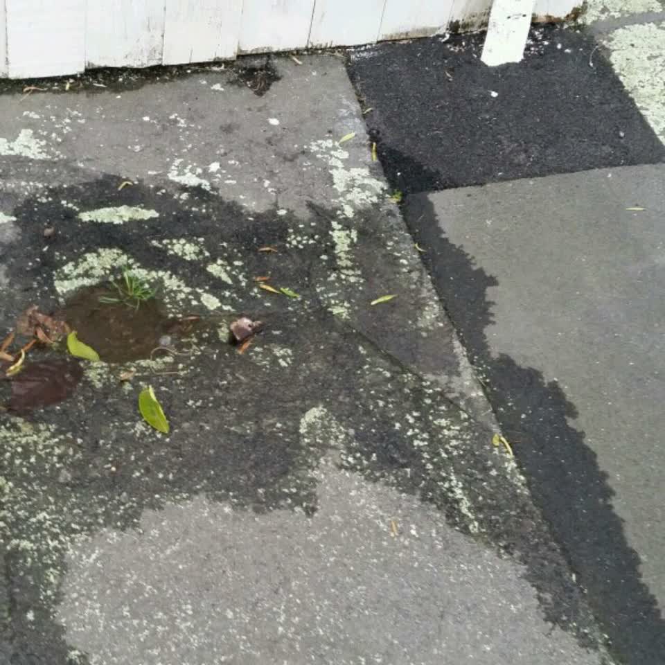 The photograph attached to this water supply report