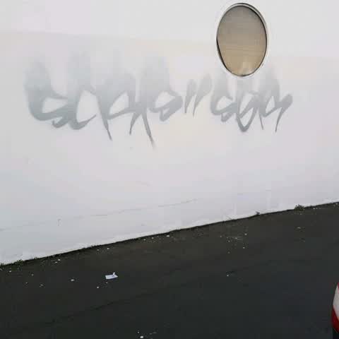 Graffiti, a report photo