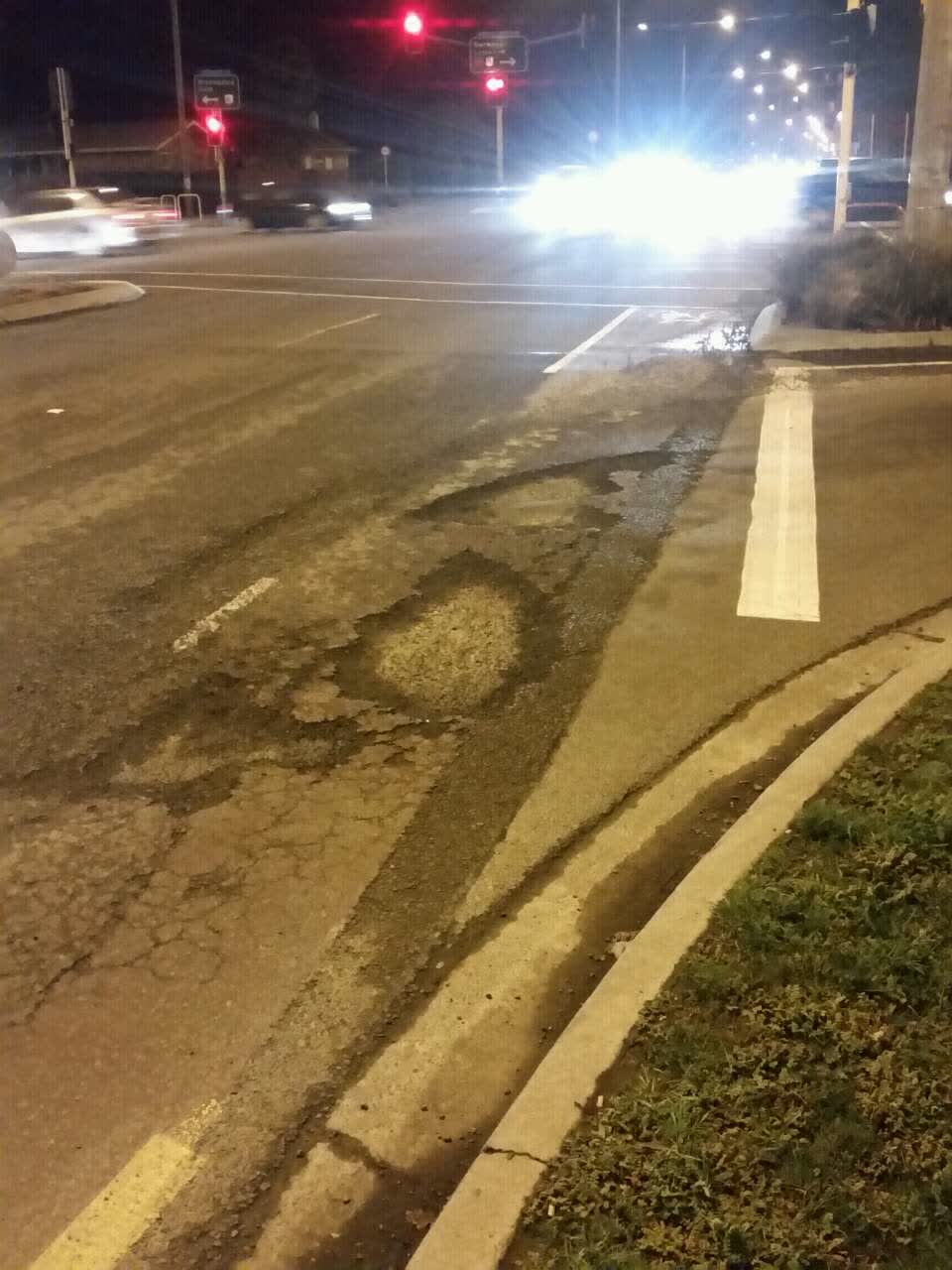 The photograph attached to this roading/streets report