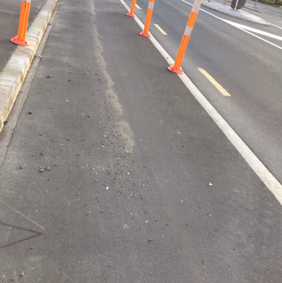 The photograph attached to this roading/streets report