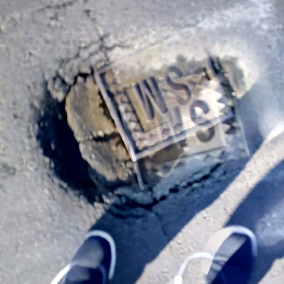 The photograph attached to this roading/streets report