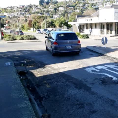 Roading/Streets, a report photo