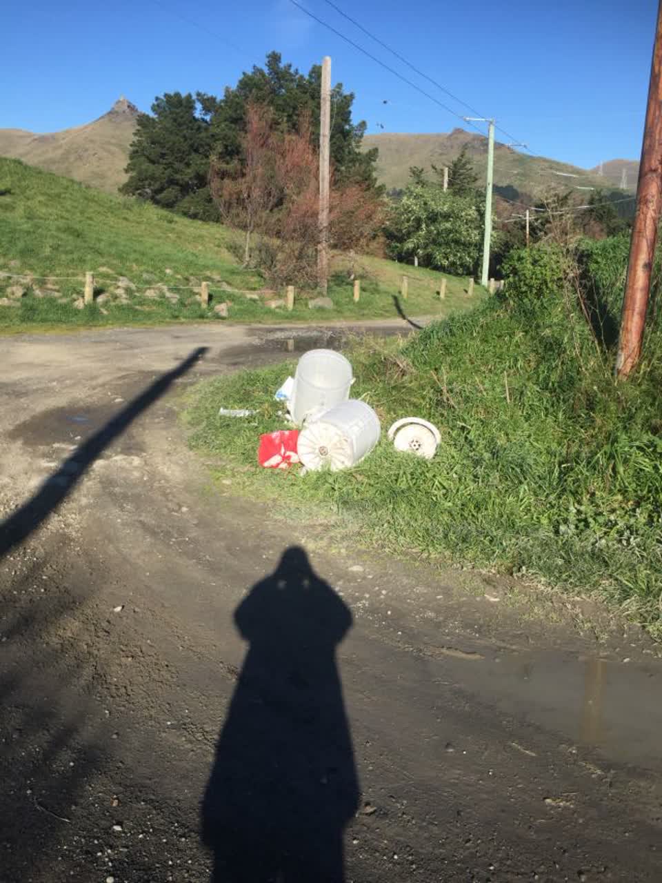 The photograph attached to this rubbish/recycling report