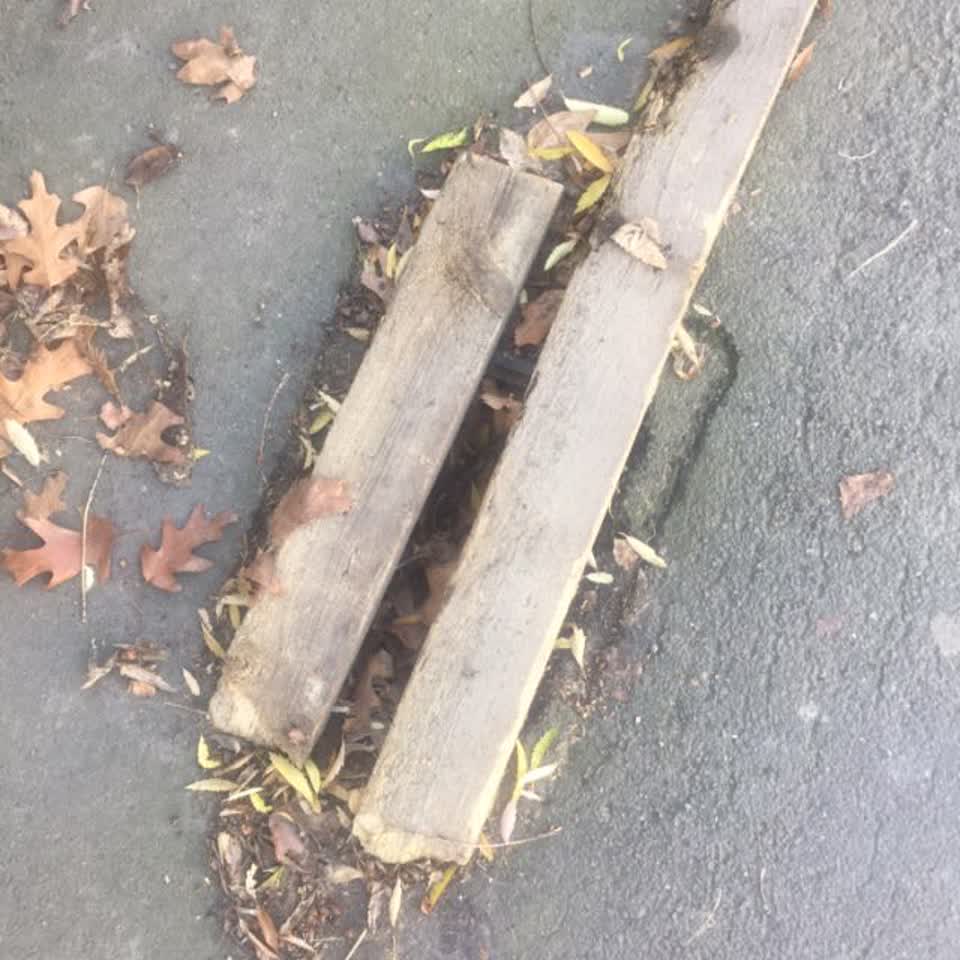 The photograph attached to this water supply report