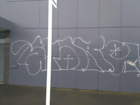 Graffiti, a report photo