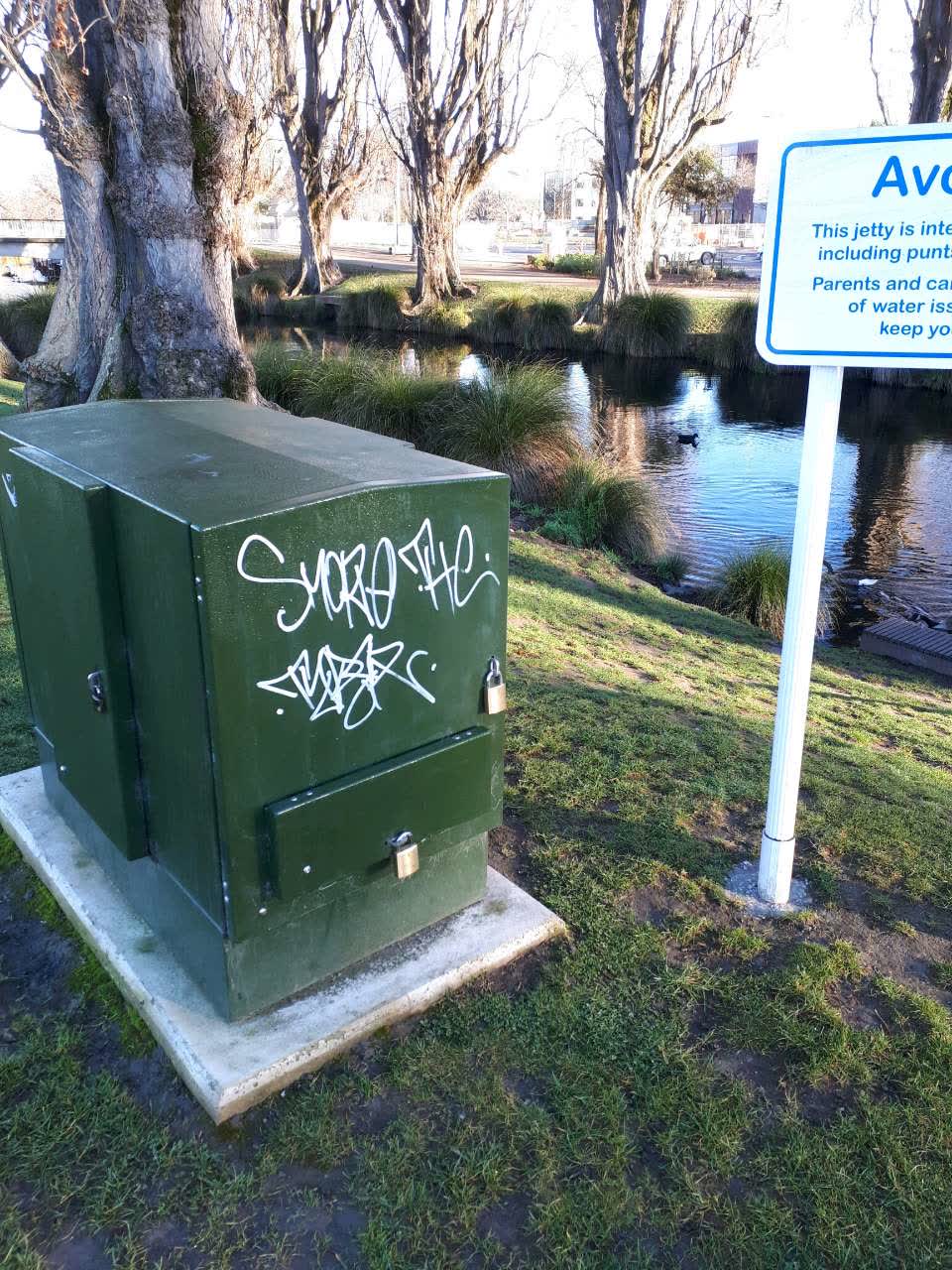 The photograph attached to this graffiti report