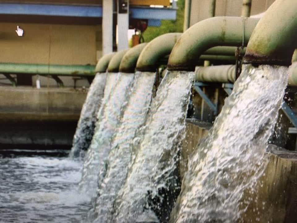 The photograph attached to this water supply report