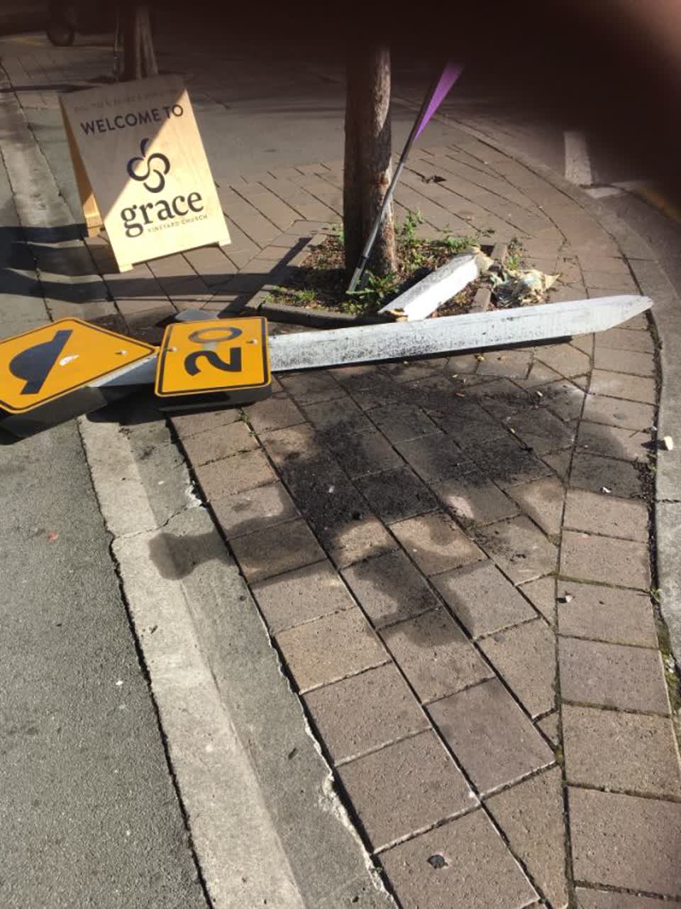 The photograph attached to this roading/streets report