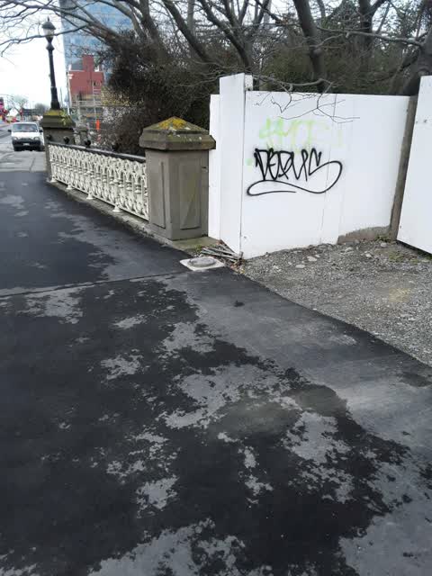 Graffiti, a report photo