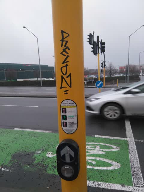 Graffiti, a report photo